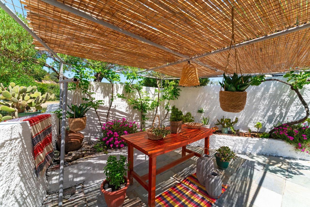 Tselios Apartments & Studios Kiotari Exterior photo